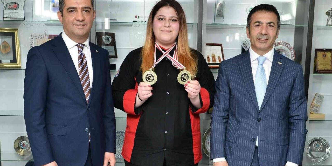 DTO’nun desteklediği genç yetenek, Tunus’tan çifte altın madalya ile döndü