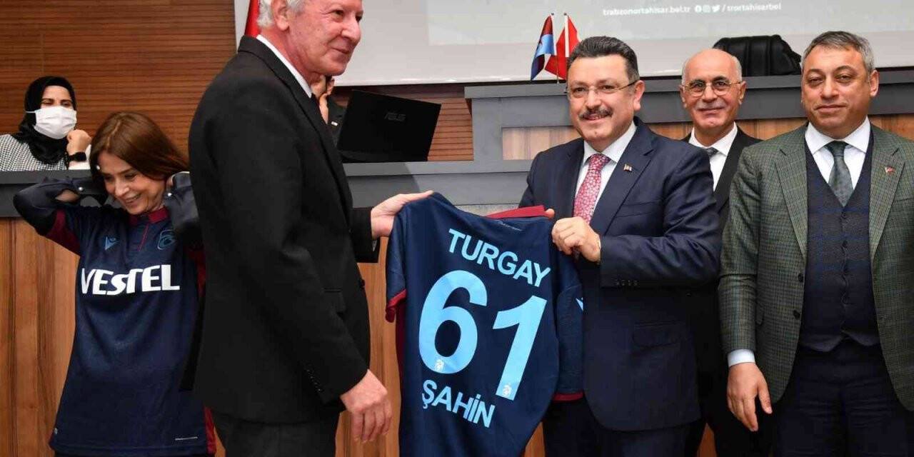 Başkan Genç’ten Trabzonsporlu taraftarlara silah uyarısı