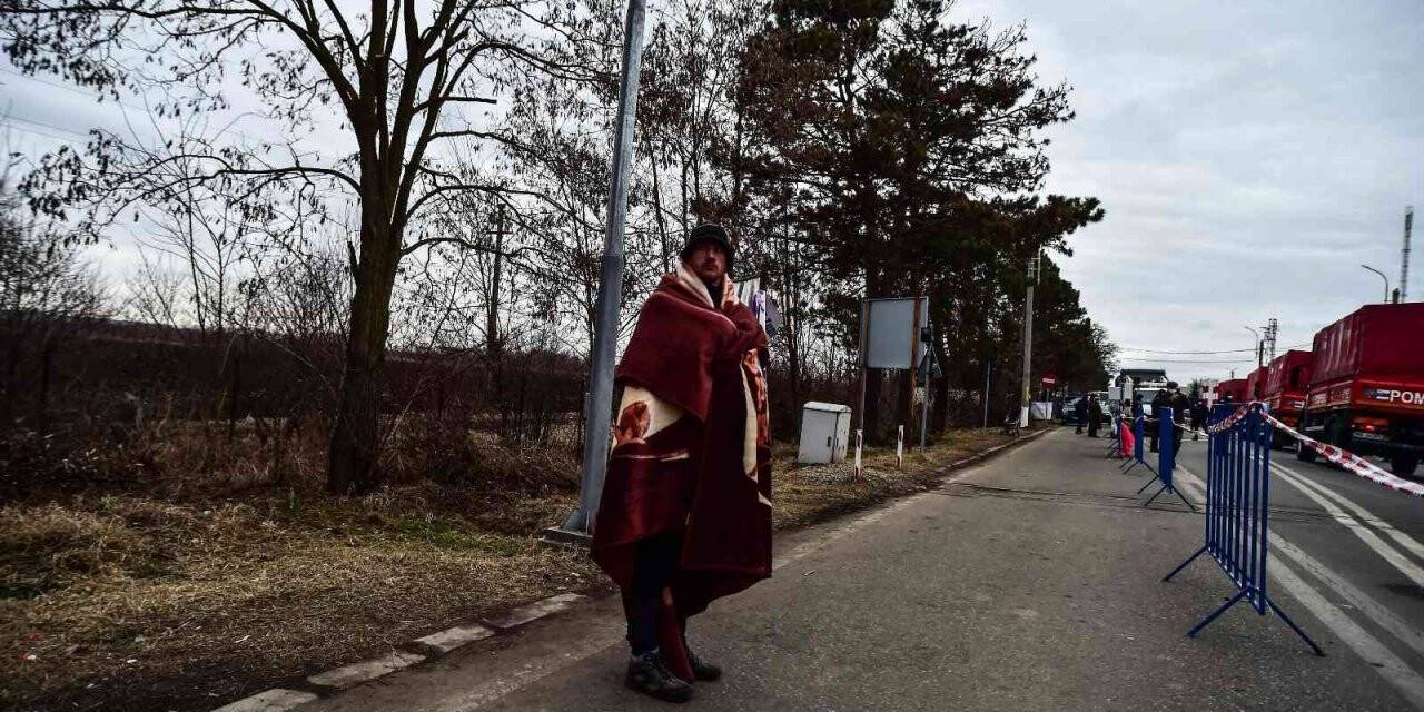 Türk vatandaşlarını taşıyan tahliye treni Çernihiv’e ulaştı