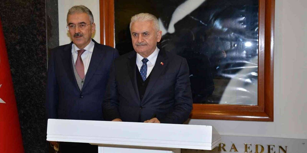 Binali Yıldırım Eskişehir Valisi Ayyıldız’ı ziyaret etti