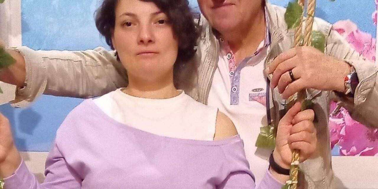 Eşi tarafından bıçaklanan kadın ağır yaralandı