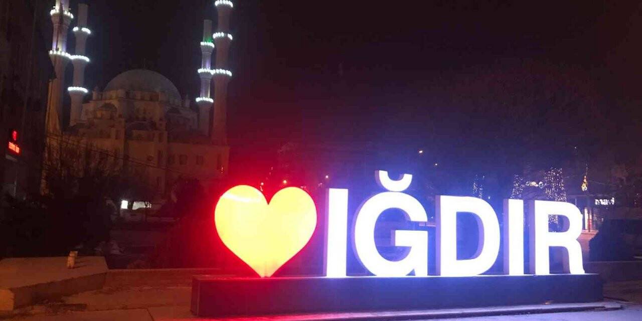 Iğdır için kuvvetli rüzgar ve fırtına uyarısı