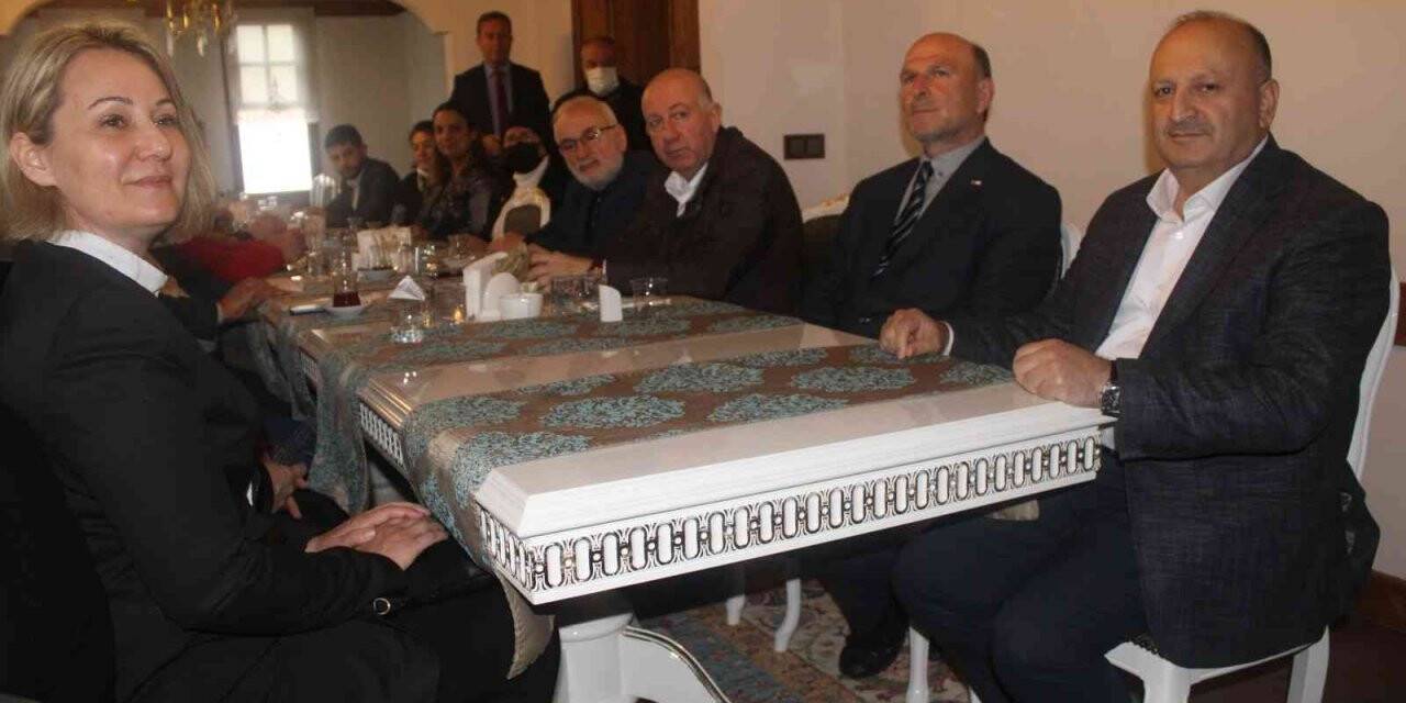 Kızılay’ın çalışmaları Ünye’de değerlendirildi