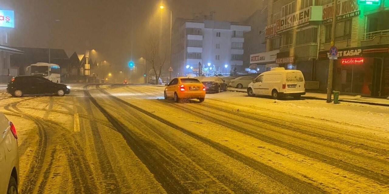 Ankara’da kar yağışı etkili oldu