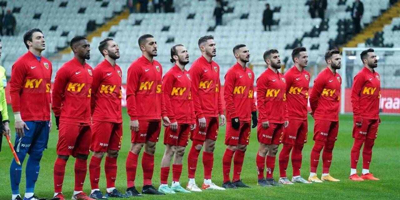 Berna Gözbaşı: “Daha güzel günler göreceğiz”