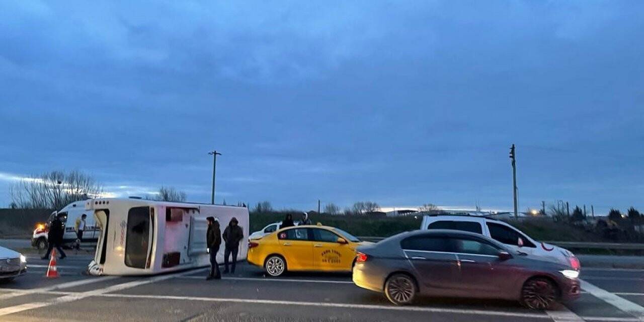 Tekirdağ’da 5 aracın karıştığı zincirleme kazada 6 kişi yaralandı