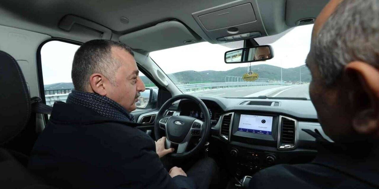Başkan Büyükakın, tamamlanan yol ve köprüyü test etti