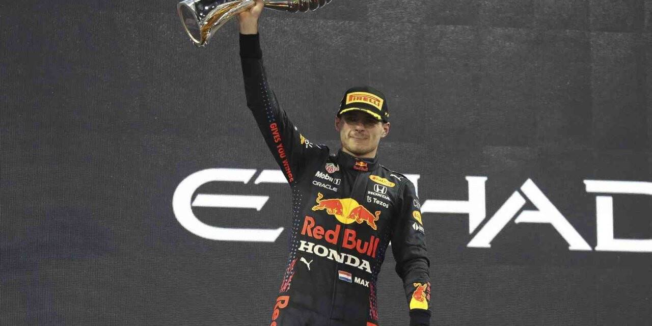 Red Bull Racing, şampiyon pilotu Max Verstappen ile sözleşme uzattı