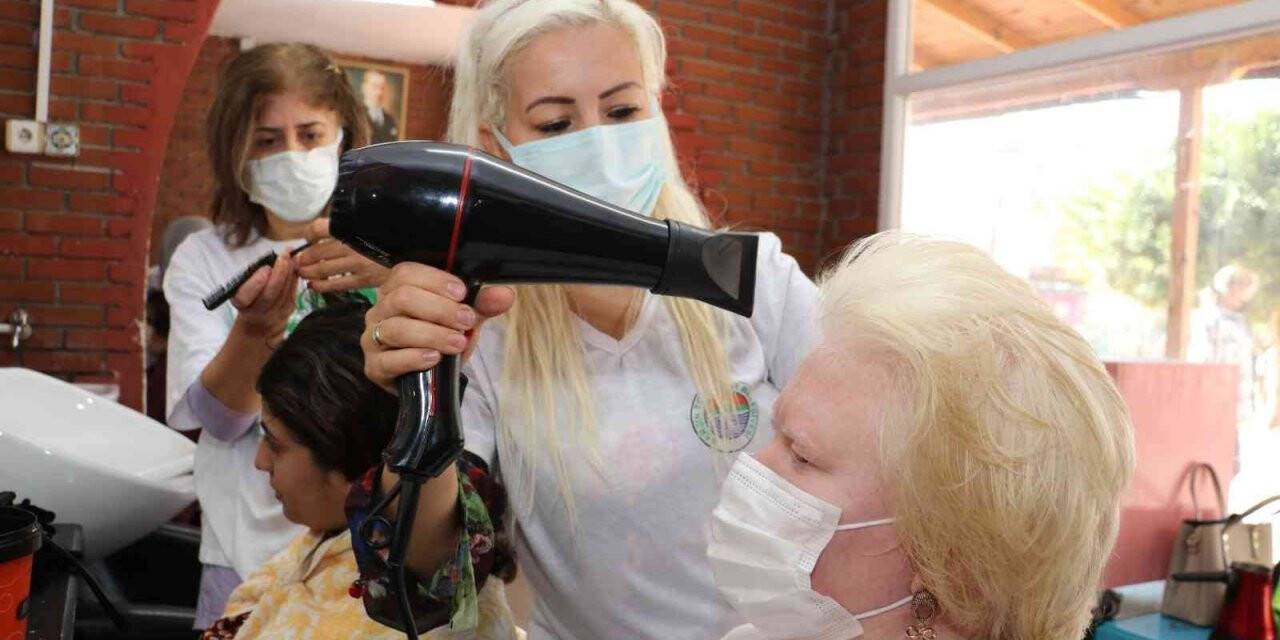 Özel gereksinimli bireylere kuaför hizmeti