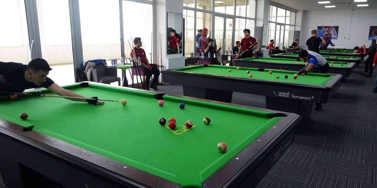 Üniversiteler arası bilardo şampiyonası Sinop’ta başladı