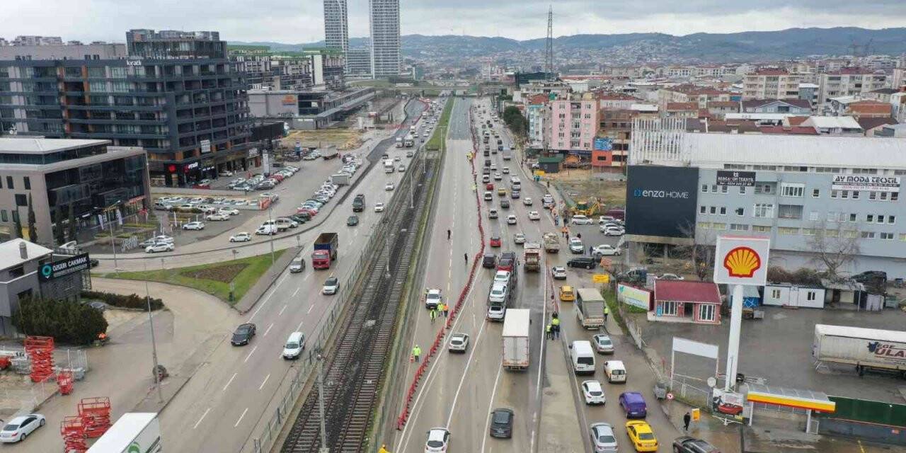 Mudanya yolunda ray mesaisi başladı