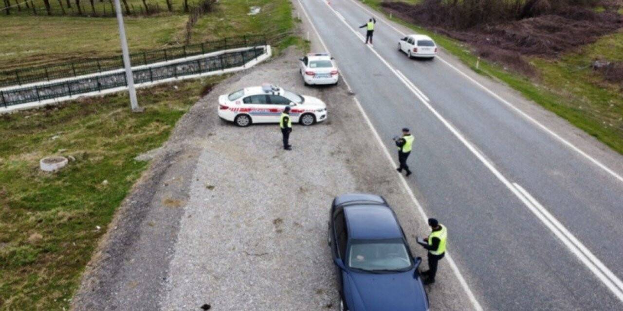 Jandarmadan kemer ve telefon uygulaması