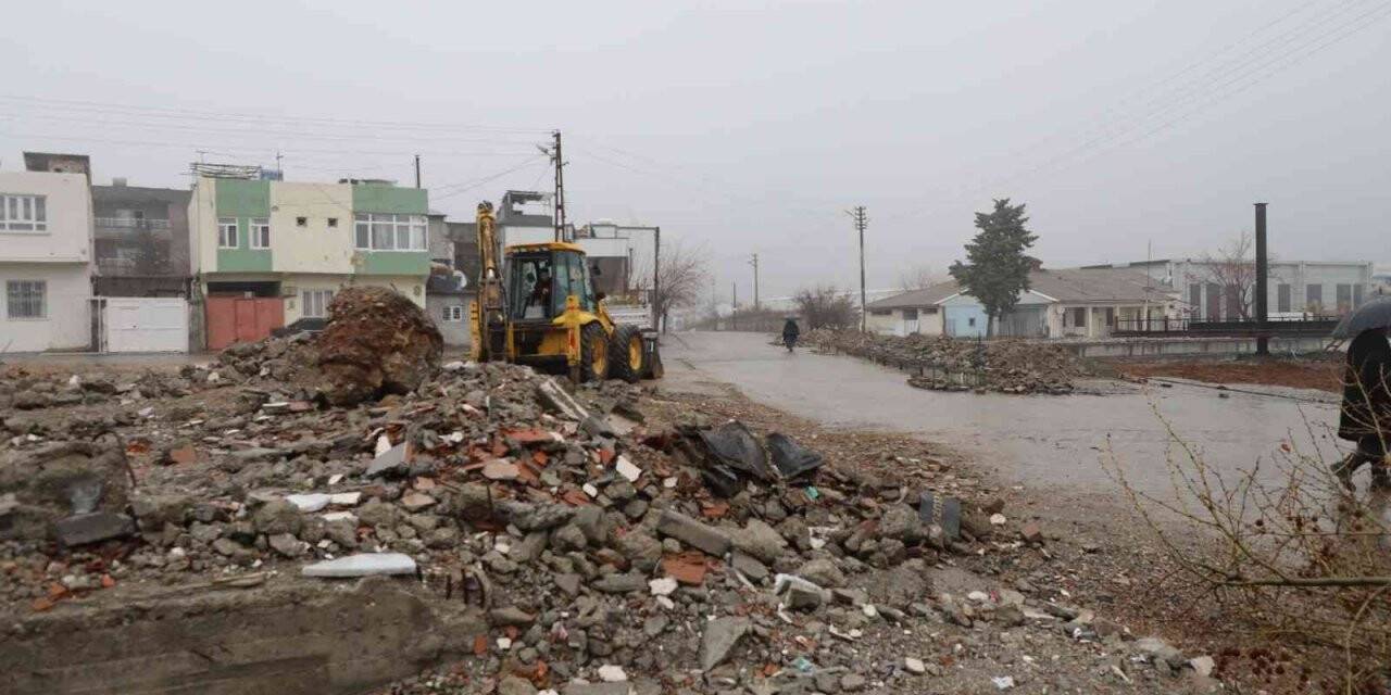 Kahta’da işgal edilen sokak yeniden ulaşıma açıldı