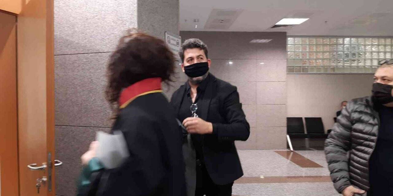 Muhabire hakaret ettiği iddia edilen Emre Kınay hakim karşısında