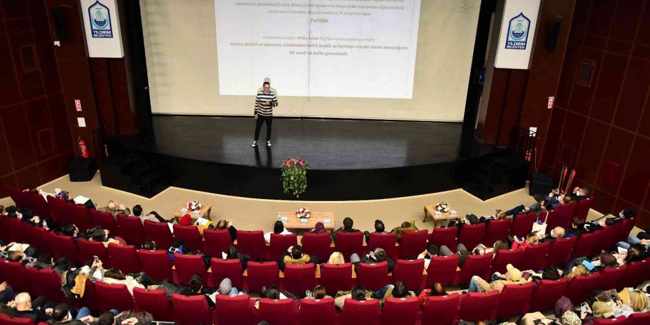 Yıldırım’da dijital pazarlama akademisine yoğun ilgi