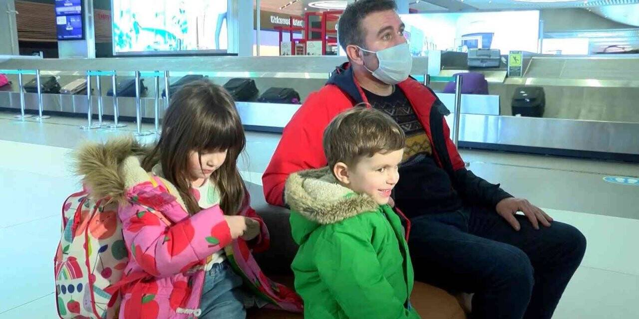 Ukrayna’dan tahliyeler sürüyor