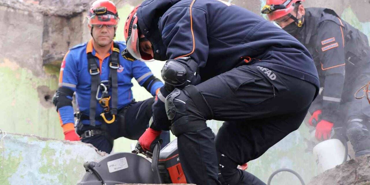 Karabük’te 6.5 büyüklüğünde deprem tatbikatı