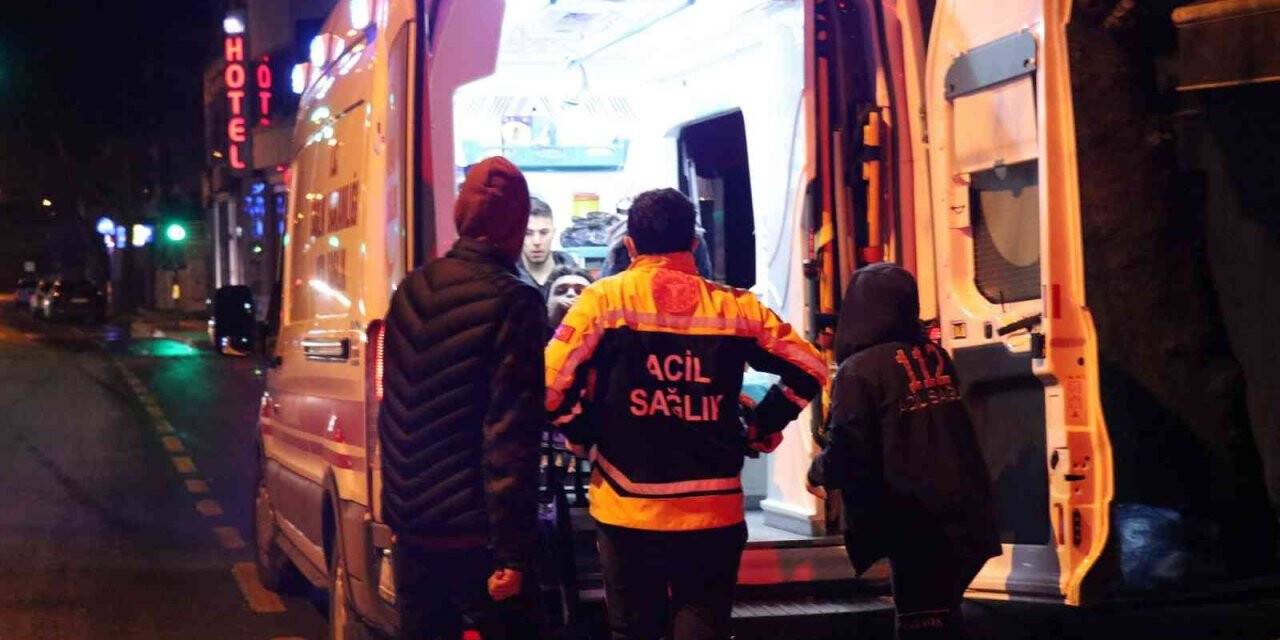 Eğlence mekanında silahlı ve bıçaklı kavga: 3 yaralı