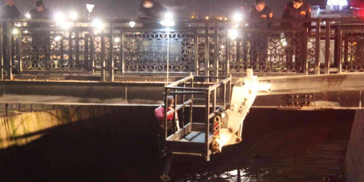 Gaziantep’te üst geçide asılı erkek cesedi bulundu