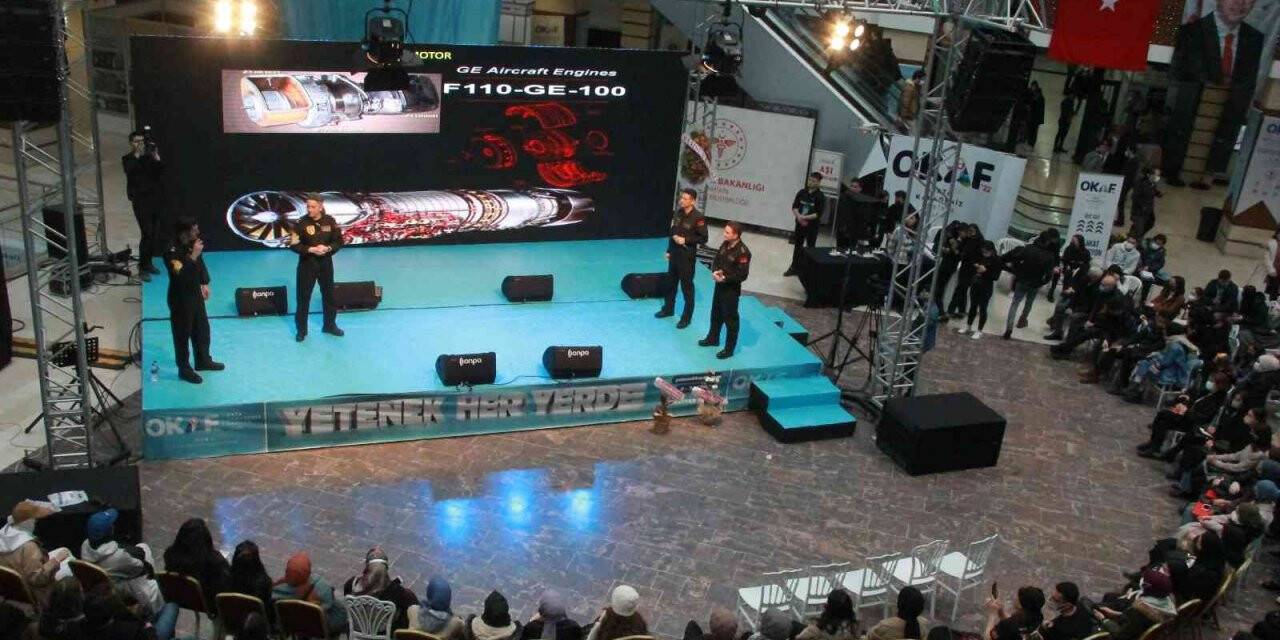 SOLOTÜRK ekibinden Samsun’da söyleşi