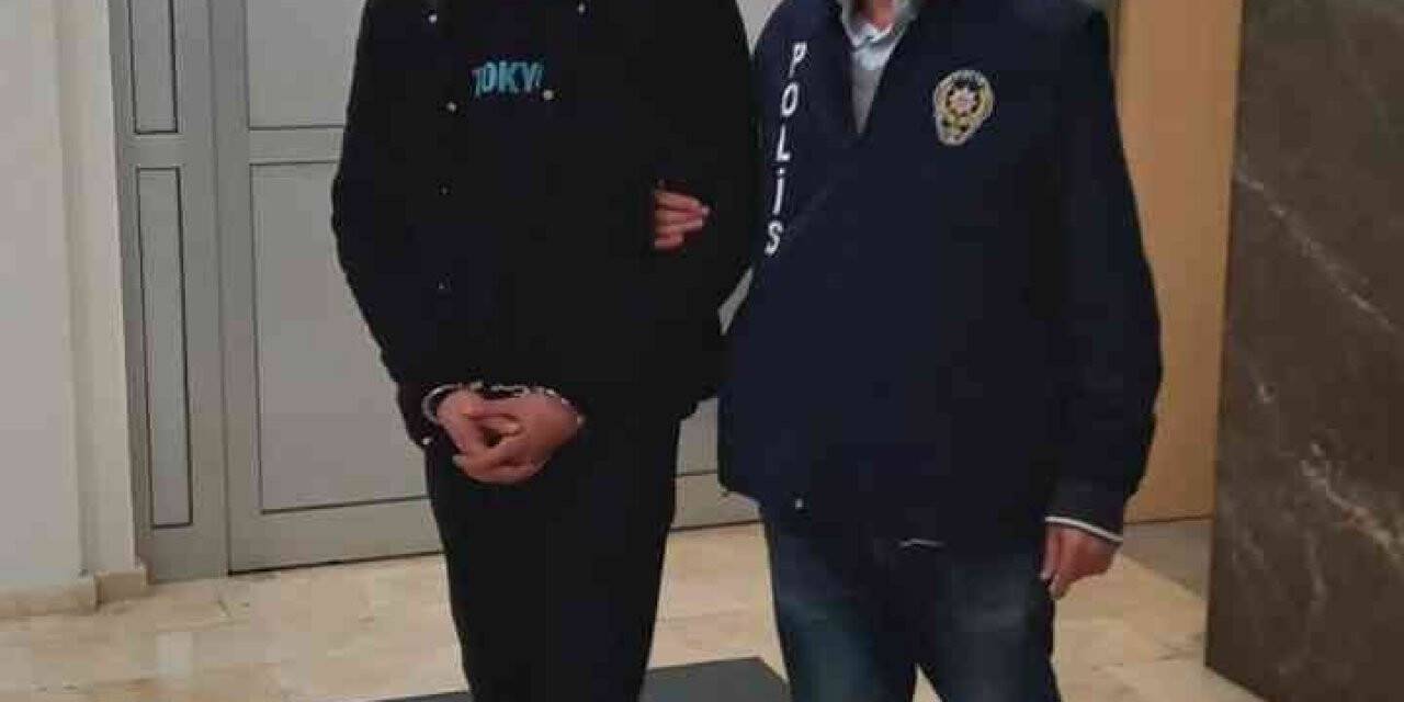 Değeri düşük yabancı para ile iki işyerini dolandırdı, yakayı ele verdi