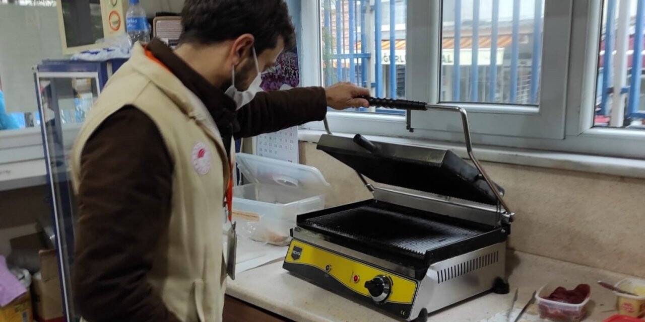 Efeler’deki okul ve yurt kantinleri denetlendi