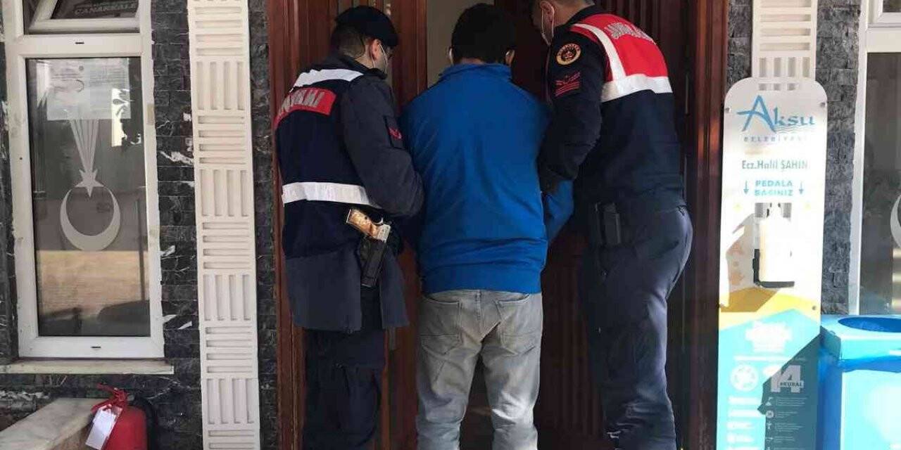 9 yıl 10 ay hapis cezası bulunan suç makinesi yakalandı