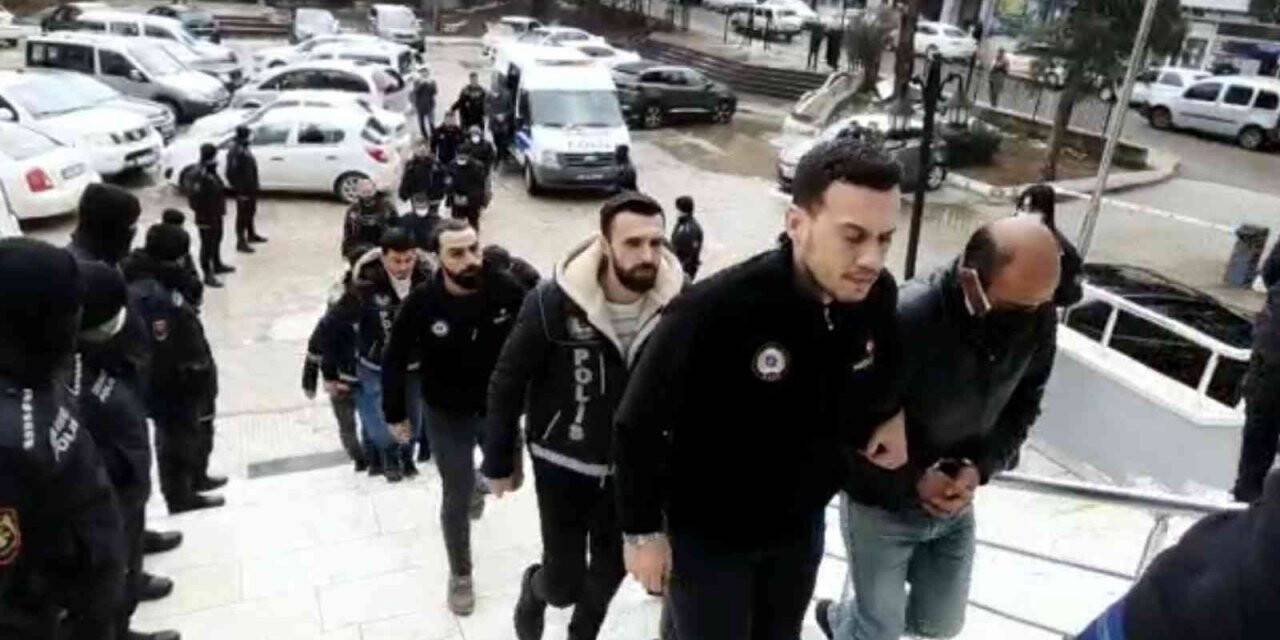 Afyonkarahisar’da polisten nefes kesen operasyon