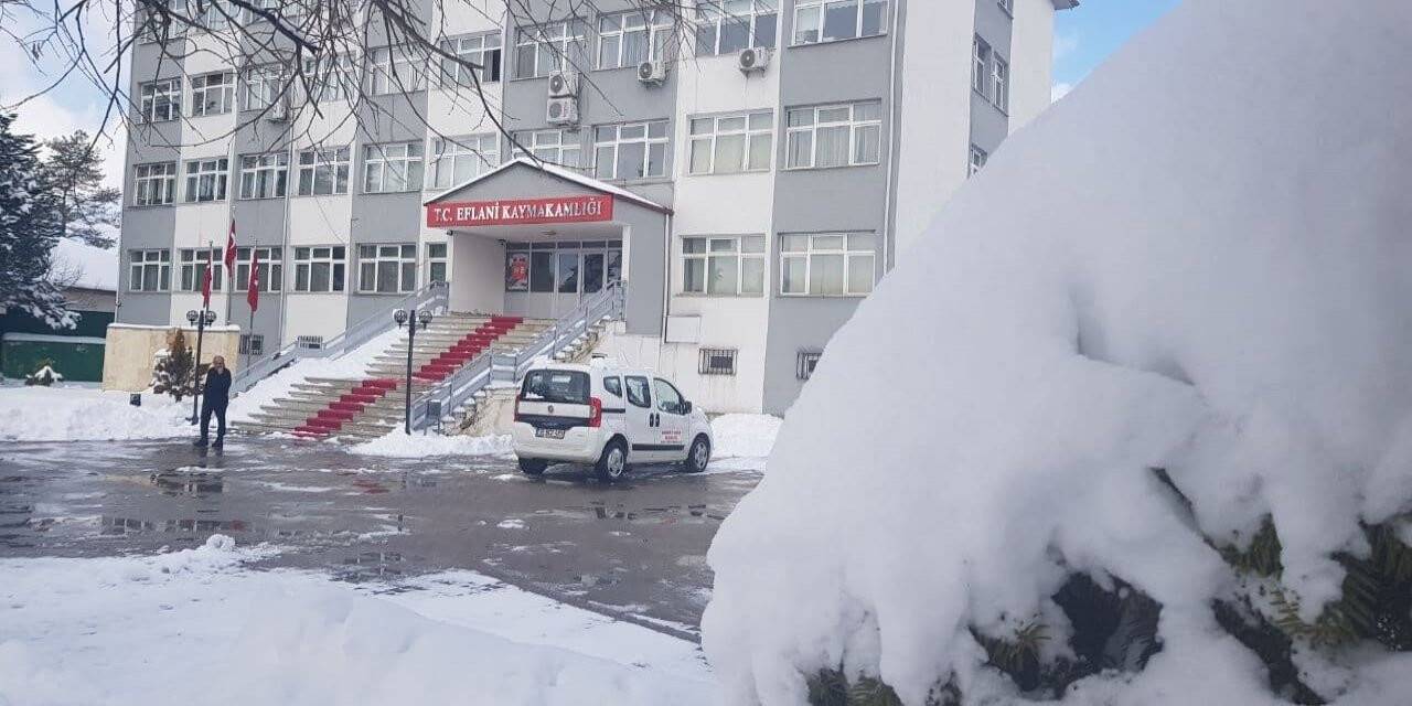 Eflani’de eğitime kar engeli