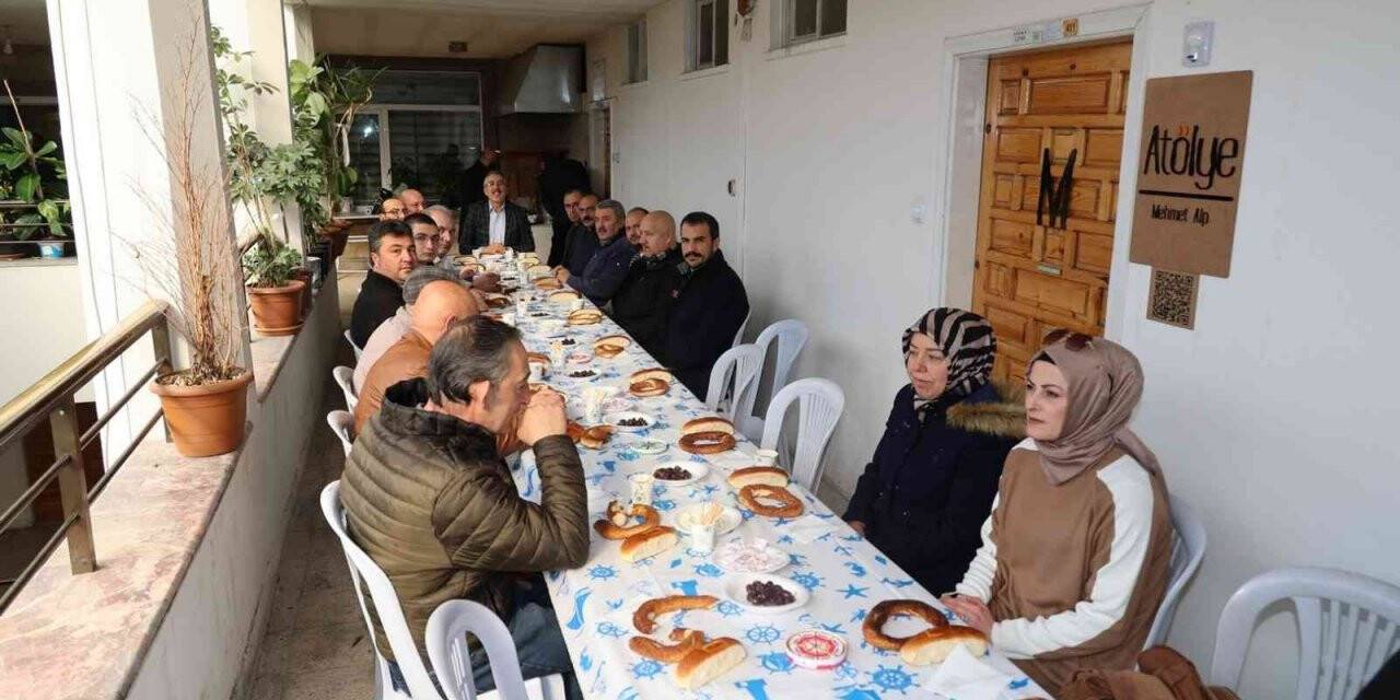 Başkan Savran, Modern Çarşı Esnafı ile bir araya geldi