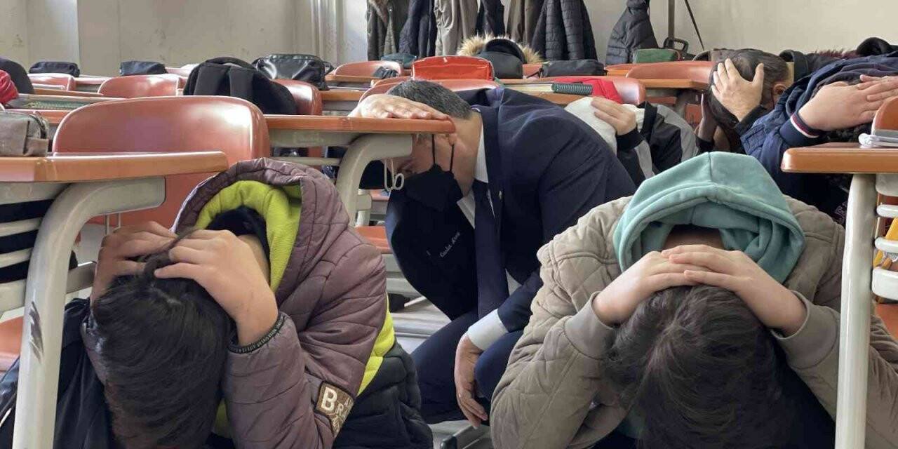 Düzce’de deprem tatbikatı yapıldı