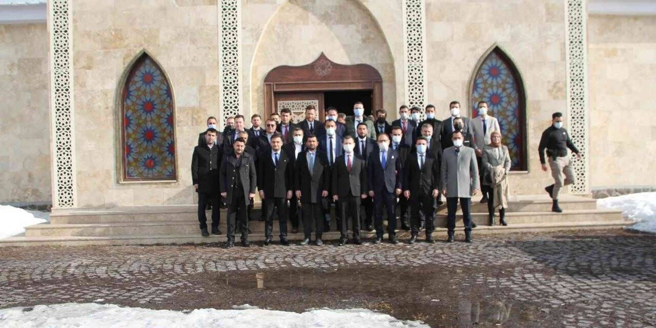 Kaymakam Demirer, okul müdürleriyle bir araya geldi