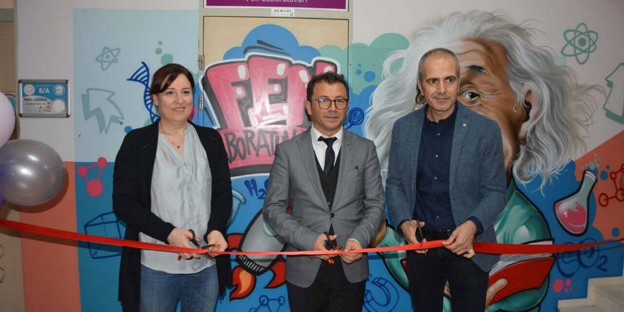 Hayırseverler okula anasınıfı ve fen laboratuvarı yaptırdı