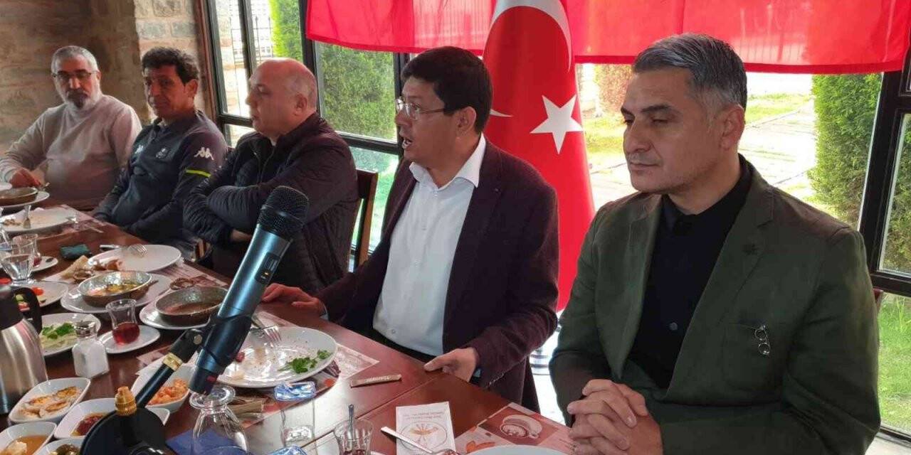 Nazilli Belediyespor’da birlik ve beraberlik kahvaltısı düzenlendi