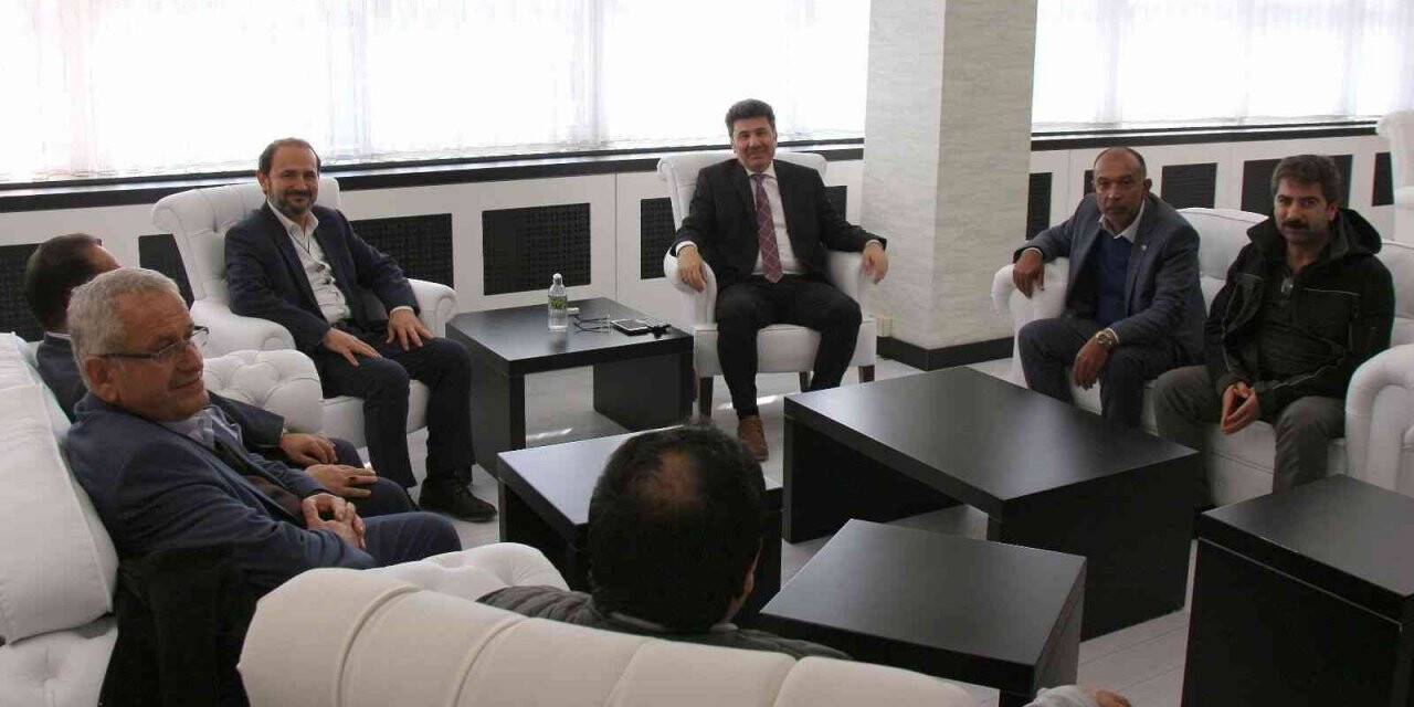 ÇEKUD’den Rektör Karacoşkun’la bir araya geldi