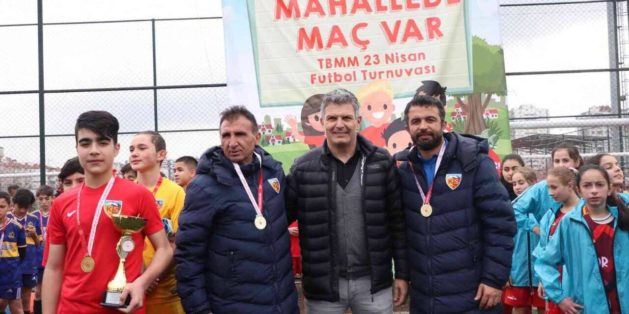 ’Mahallede Maç Var’ etkinliğinde şampiyonlar belli oldu