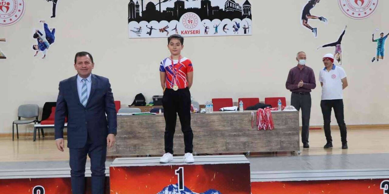 Artistik Cimnastik İl birinciliği tamamlandı