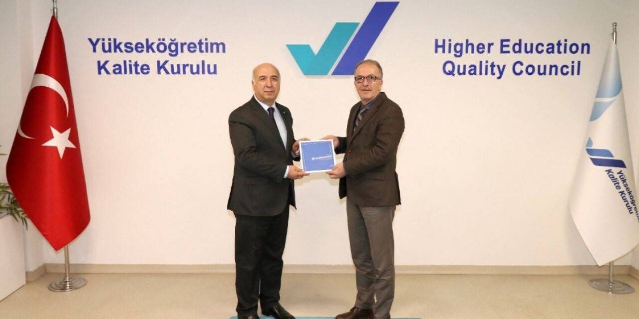 Rektör Uzun’dan YÖKAK’a ziyaret