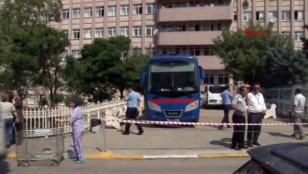 Hastane bahçesinde mahkum kaçırma girişimi