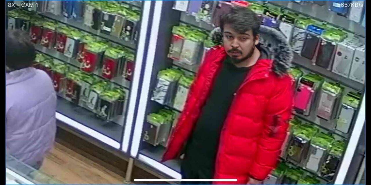 ’Kırmızı montlu dolandırıcı’ telefoncu esnafının kâbusu oldu