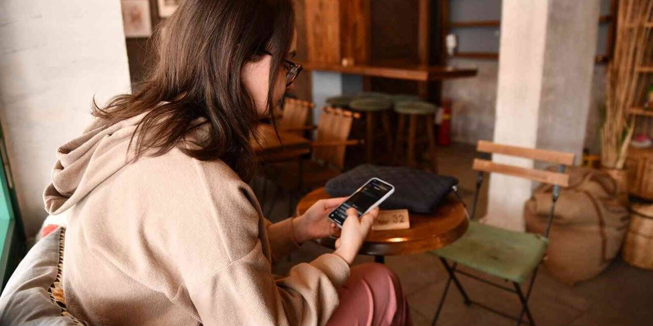 İşletmeler farkındalık için internet ağı şifrelerini “kadinasiddetehayir” yapıyor