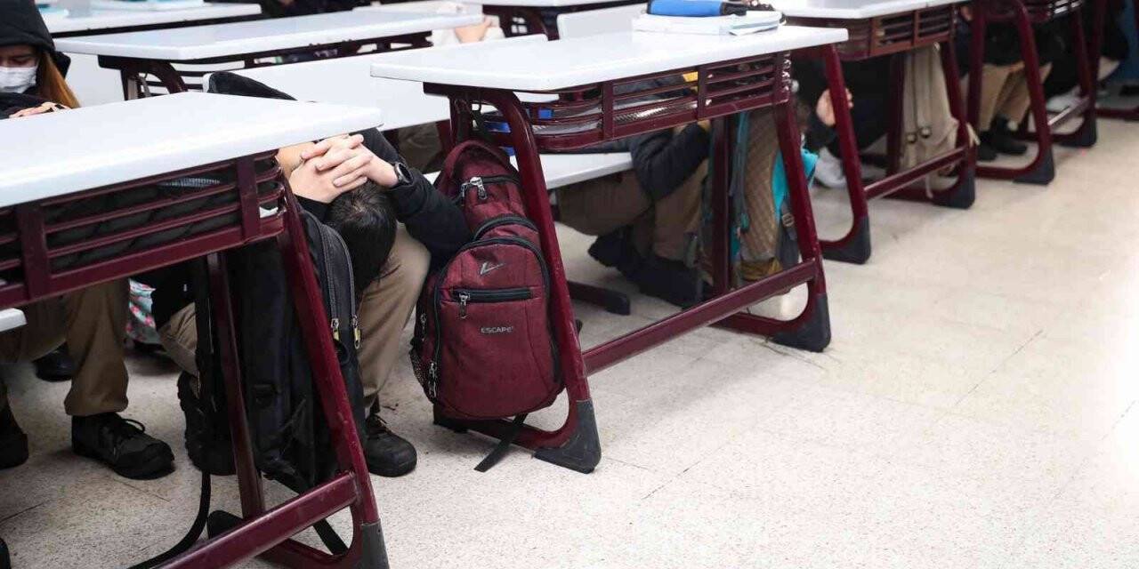 Ümraniye’de ’Deprem Anı ve Tahliye’ tatbikatı