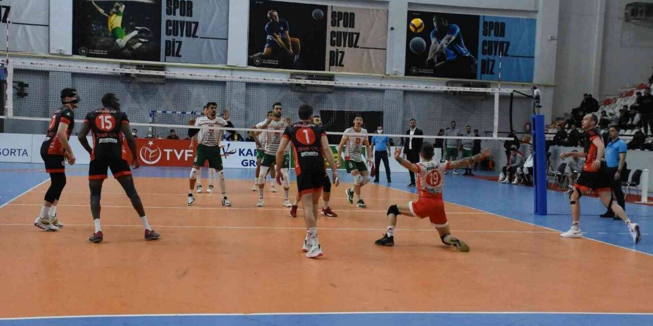 Efeler Ligi: Cizre Belediyespor: 0 - Ziraat Bankası: 3