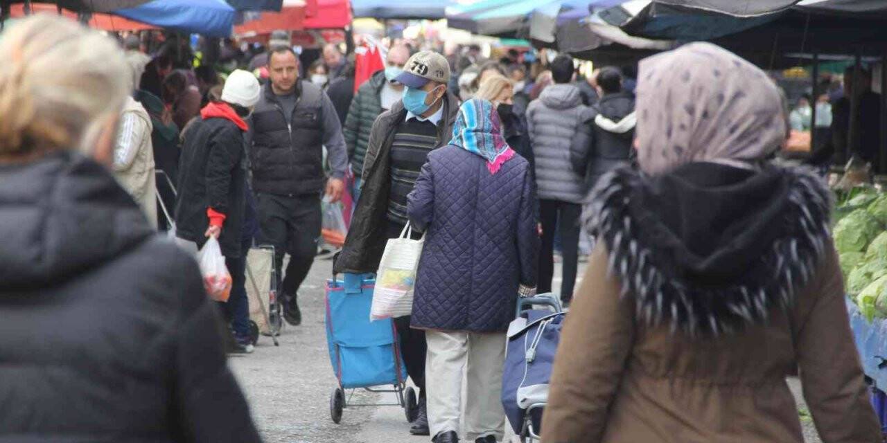 Samsun’da semt pazarları hareketli