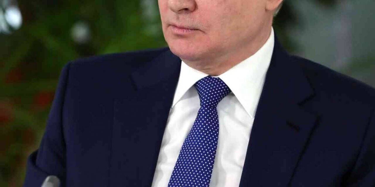 Putin: “Ukrayna’da alınacak uçuşa yasak bölge kararını savaş ilanı olarak görürüz”