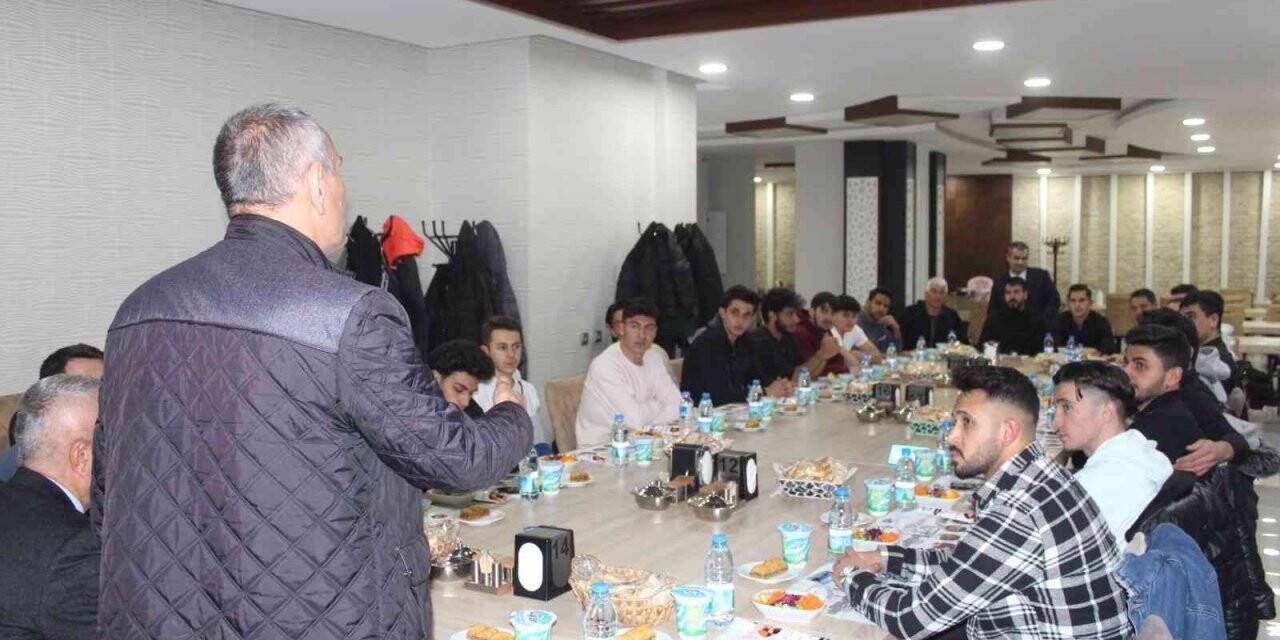 Kayseri Yolspor yemekte bir araya geldi