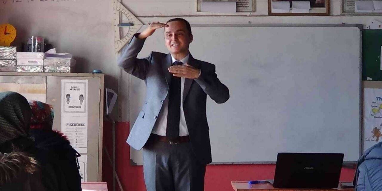 Sandıklı’da "Aile Okulu" seminerleri binlerce aileye ulaştı