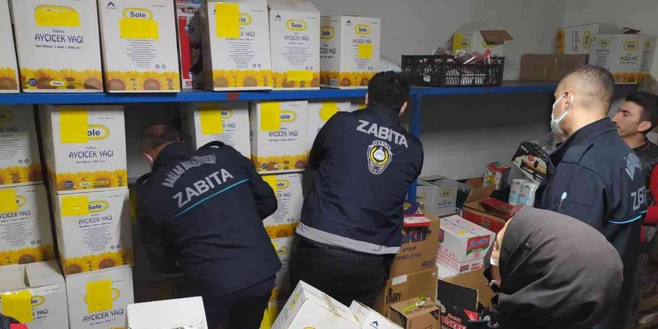 Diyarbakır’da yağ stoklayan marketlere belediyeden gece baskını
