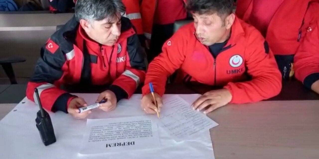 UMKE ve AFAD ortaklığında ‘Deprem Masabaşı ve Saha Tatbikatı’ gerçekleştirildi
