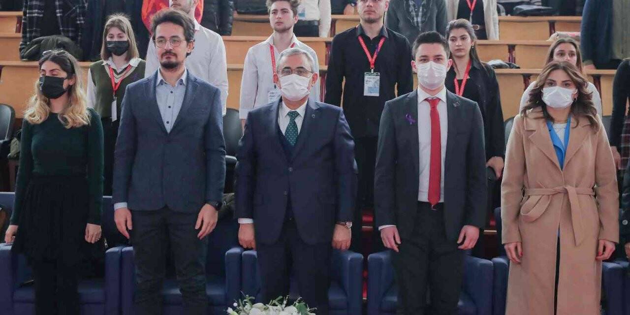 Başkan Alim Işık üniversite öğrencileriyle buluştu